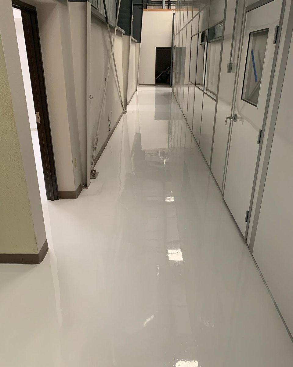 Epoxy Flake Detail
